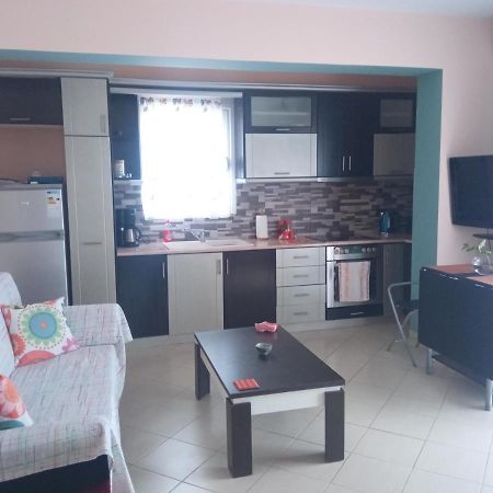 Sunny Apartment Sarandë Buitenkant foto